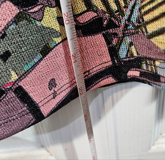 Volt Design Colorful Art Blouse - Picture 5 of 7